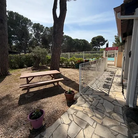 Appartement Résidence Ipanema Avec Piscine, Terrain De Tennis, Table De Ping Pong