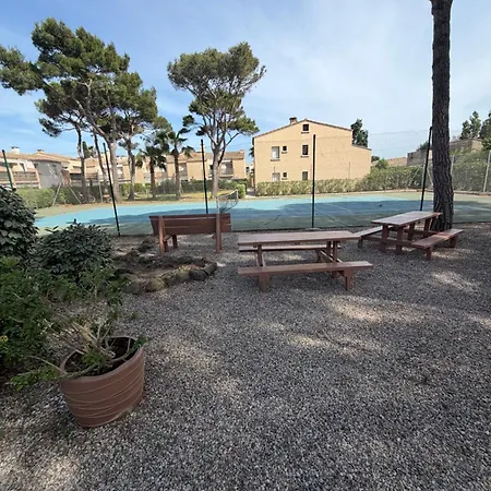 Résidence Ipanema Avec Piscine, Terrain De Tennis, Table De Ping Pong Agde